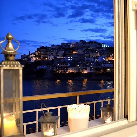 Sea View Dora's *